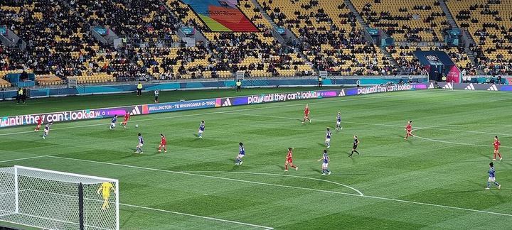 国际米兰3-2逆转皇马 四连胜展现欧冠韧性（封面配图）